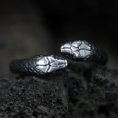 Serpent's Gift Ring [Stainless Steel]