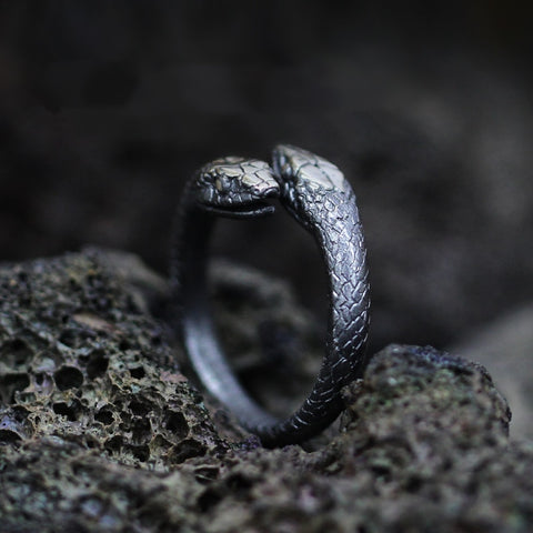 Serpent's Gift Ring [Stainless Steel]